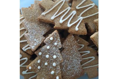 LOW CARB GINGER SPICE COOKIES