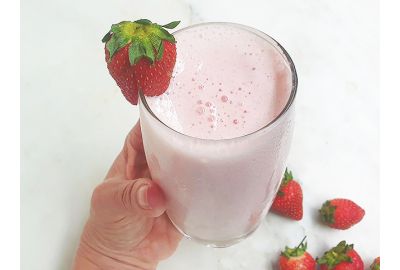 Low Carb Strawberry Smoothie