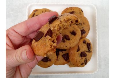 Keto Choc Chip Peanut Butter Cookies