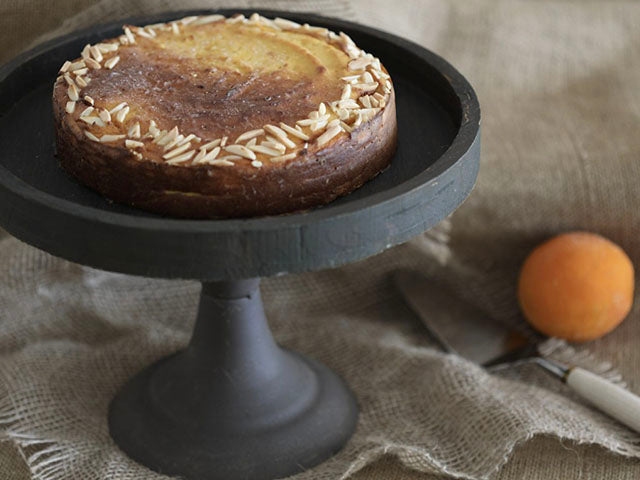 Orange and Almond Cake